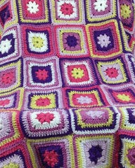 How to Create a Cozy Baby Squares Blanket: A Fun Crocheting Project