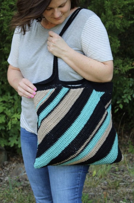 Diagonal Crochet Tote Bag