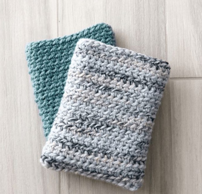 Discover the Cozy and Stylish Crochet Chunky Book Sleeve for Book Lovers Discover the Cozy and Stylish Crochet Chunky Book Sleeve for Book Lovers