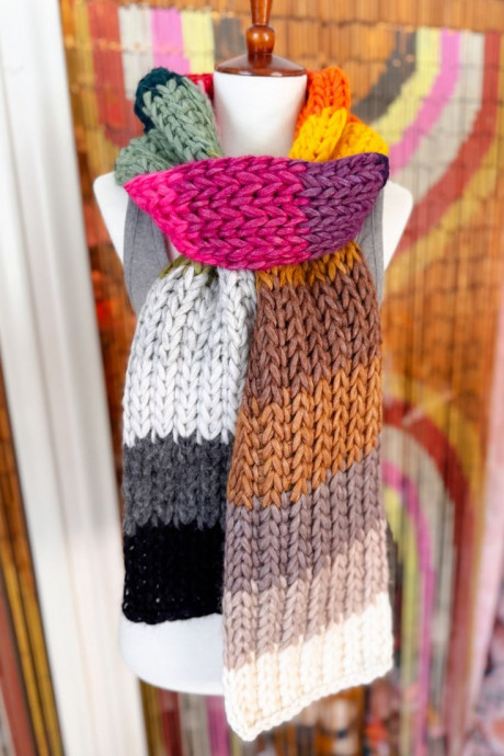 Create a Beautiful Crochet Rainbow Ridge Scarf: Step-by-Step Guide and Materials Needed