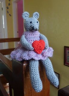 Create Your Own Charming Crochet Monica the Mouse – The Perfect Amigurumi Project Create Your Own Charming Crochet Monica the Mouse – The Perfect Amigurumi Project