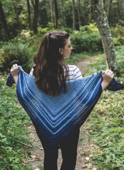 Crochet Jolene Shawl – Free Pattern Crochet Jolene Shawl – Free Pattern