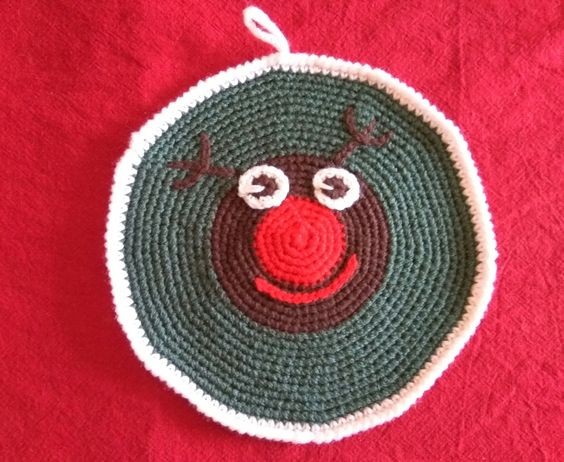 Crochet Potholder Rudolph Pattern - Festive Kitchen Decor for the Holidays