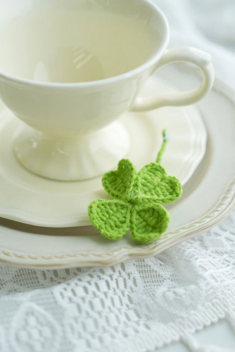 How to Crochet an Adorable Four-Leaf Clover: A Step-by-Step Guide for Beginners and Experts