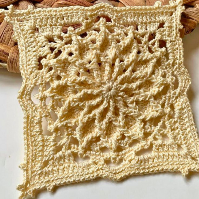 Crochet Wispweave Square Dishcloth