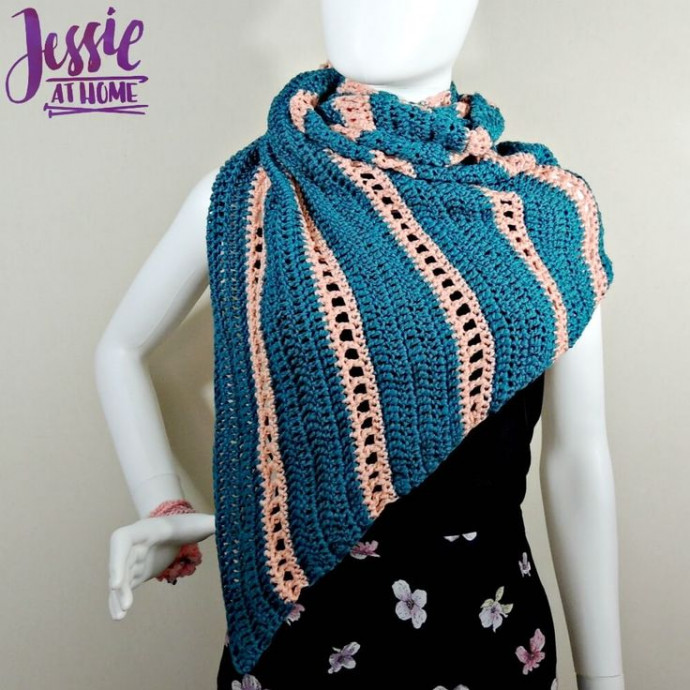 Crochet Adorable Wrap