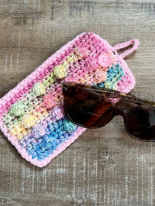 Crochet Bobble Sunglass Pouch