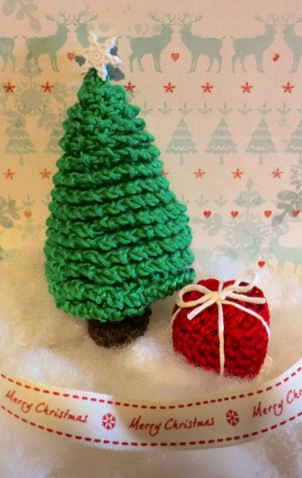 Create Charming Crochet Christmas Trees for Your Holiday Décor Create Charming Crochet Christmas Trees for Your Holiday Décor