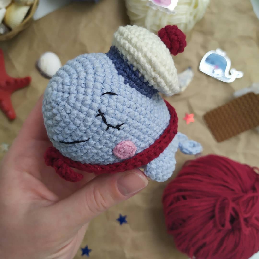 Create Your Own Adorable Crochet Amigurumi Whale: A Step-by-Step Guide
