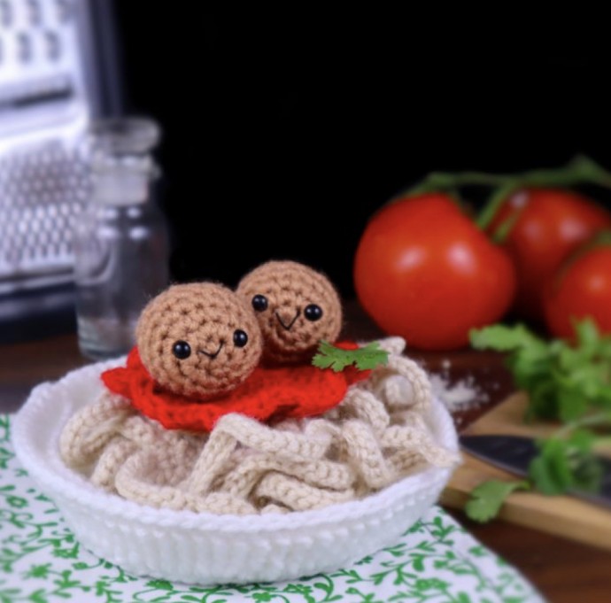 Spaghetti and Meatballs Amigurumi