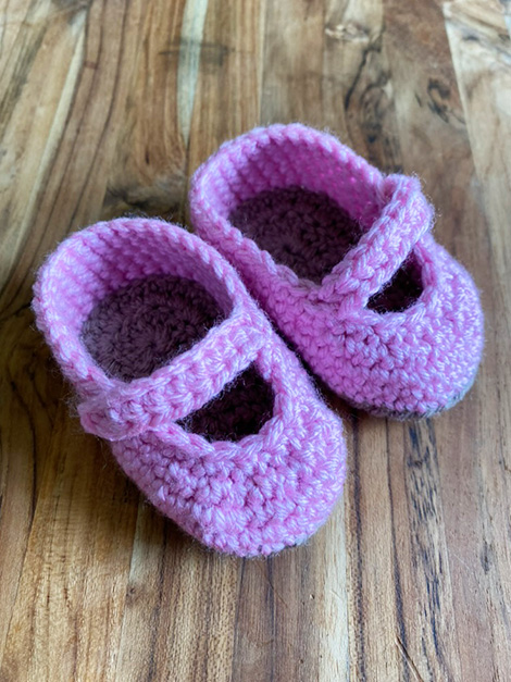 Delightful Crochet Baby Girl Shoes Pattern: Create Cute and Cozy Footwear for Your Little Princess