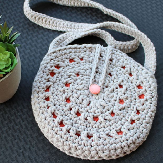 Crochet Crossbody Purse