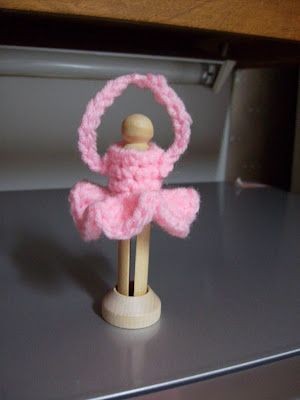 Create Your Unique Handmade Ballerina Clothespin Doll with Crochet – A Fun and Creative Project Create Your Unique Handmade Ballerina Clothespin Doll with Crochet – A Fun and Creative Project