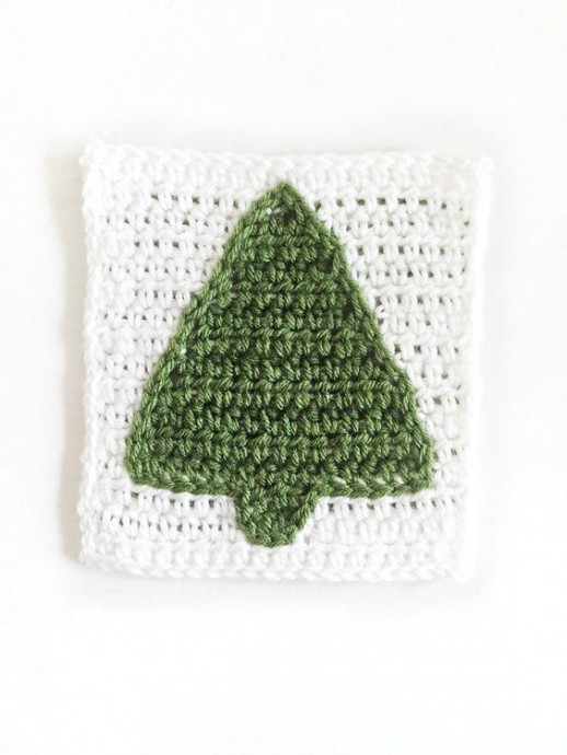 Cozy Crochet Winter Tree Square Pattern - A Delightful Project for All Skill Levels Cozy Crochet Winter Tree Square Pattern - A Delightful Project for All Skill Levels