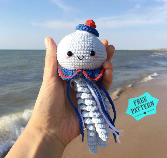 Create Your Own Adorable Crochet Amigurumi Jellyfish – Free Pattern and Instructions Create Your Own Adorable Crochet Amigurumi Jellyfish – Free Pattern and Instructions