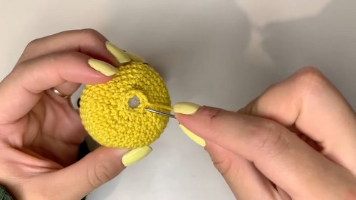 Create Your Whimsical Crochet Chicken With Heart Balloon - Step-by-Step Guide