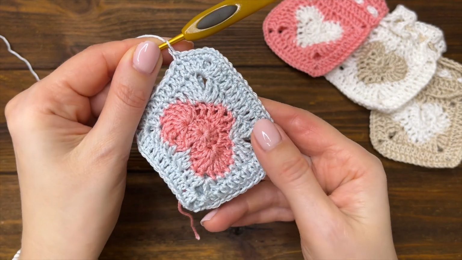 Create Your Own Stylish Crochet Pouch: A Step-by-Step Guide