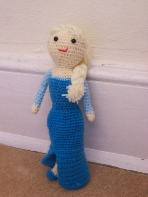 Create Your Own Magical Crochet Snow Queen with This Detailed Pattern Guide Create Your Own Magical Crochet Snow Queen with This Detailed Pattern Guide