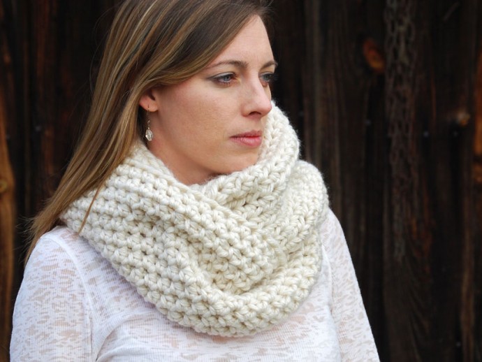Crochet Effortless Cowl