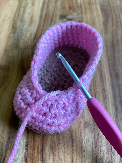Delightful Crochet Baby Girl Shoes Pattern: Create Cute and Cozy Footwear for Your Little Princess