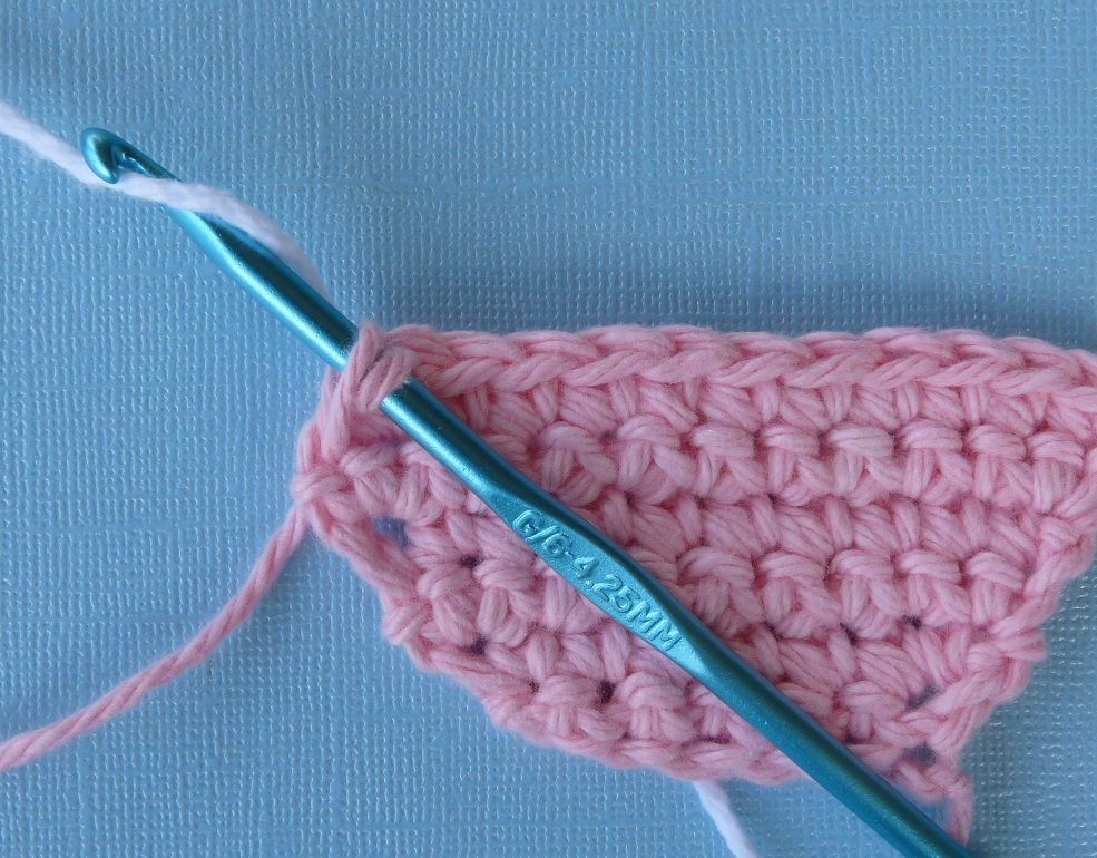 Create Your Own Beautiful Easter Egg Coaster with This Step-by-Step Crochet Guide