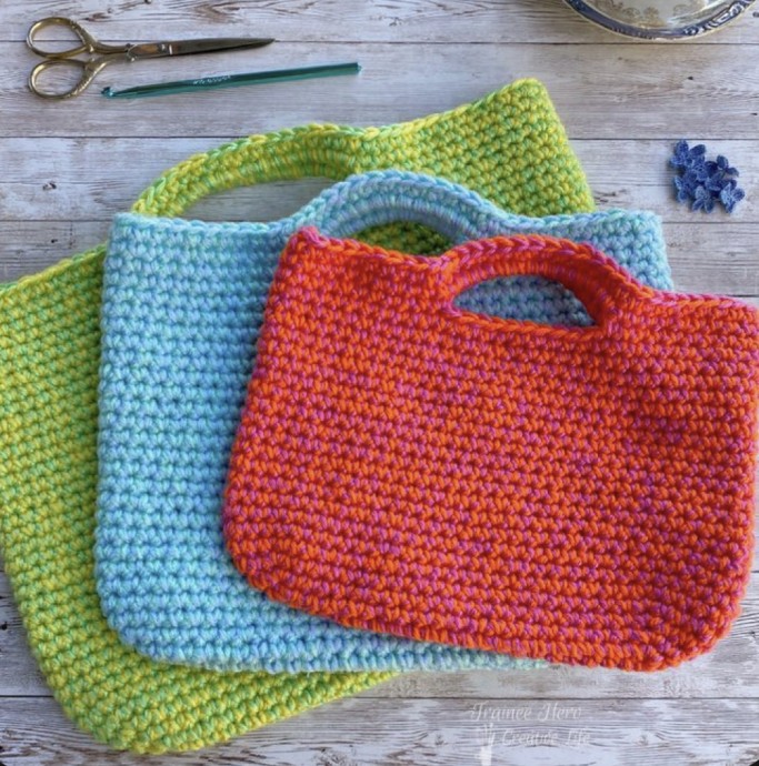 Crochet Project Bags in 3 sizes (Free Pattern)