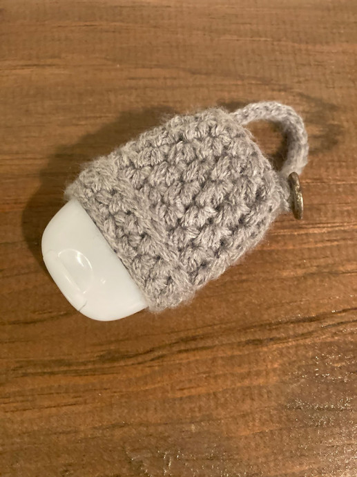 Craft Your Own Crochet Hand Sanitizer Holder - Easy DIY Guide Craft Your Own Crochet Hand Sanitizer Holder - Easy DIY Guide