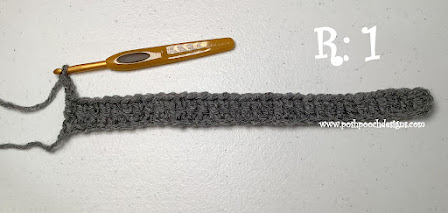 Cozy and Stylish Crochet Evening Ebony Cowl: A Complete Guide for Beginners