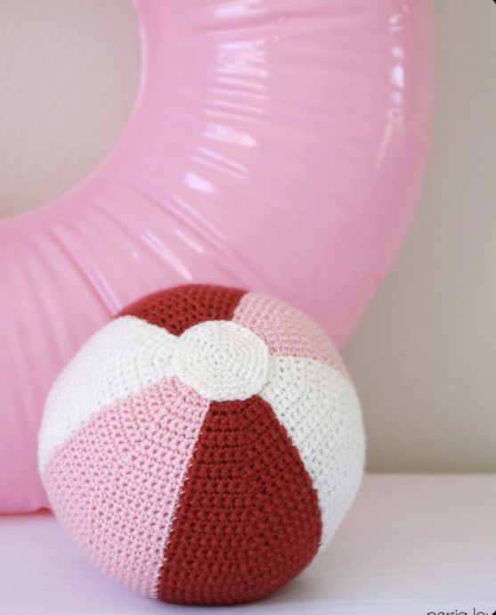 Create Your Own DIY Stuffed Beach Ball: A Simple Crochet Pattern for Summer Fun Create Your Own DIY Stuffed Beach Ball: A Simple Crochet Pattern for Summer Fun