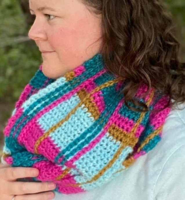 Crochet Plaid Scarf (Free Pattern)