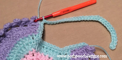 Create Adorable Mealtime Memories with the Crochet Beary Sweet Baby Bib – Easy Pattern Guide