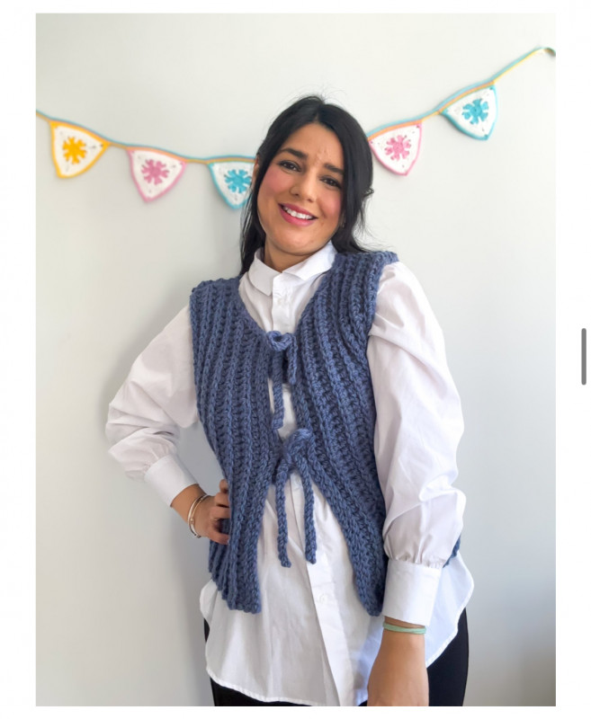 Crochet Simple V-neck Vest