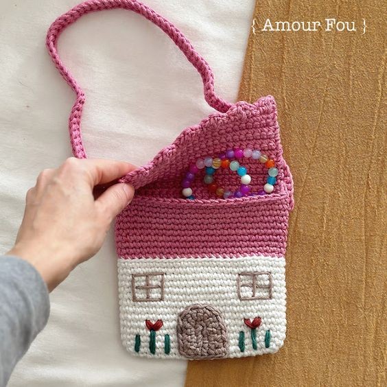 Crochet Little Cottage Purse Crochet Little Cottage Purse