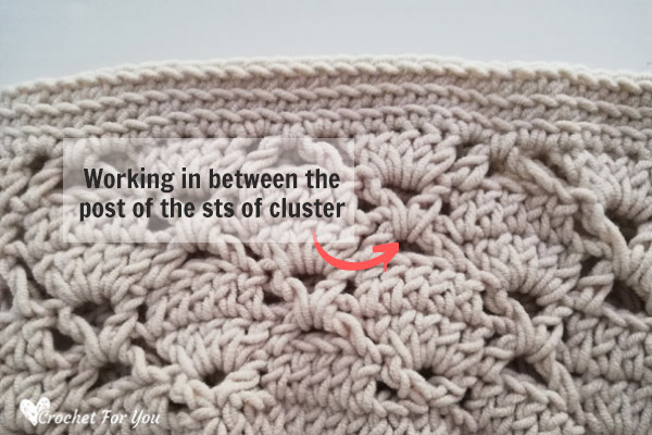 Crafting a Crochet Vintage Lace Baby Blanket - Elegant Designs for Cozy Nurseries