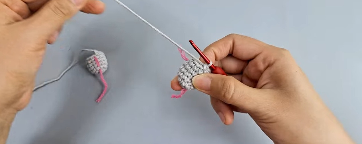 Crochet Standing Cat