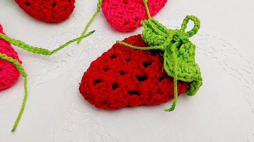 Create Your Own Adorable Crochet Mini Strawberry Pouch – A Step-by-Step Guide Create Your Own Adorable Crochet Mini Strawberry Pouch – A Step-by-Step Guide