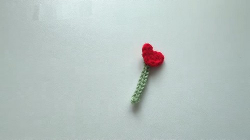 Create Charming Crochet Mini Bouquet Keychains: A Step-by-Step Guide