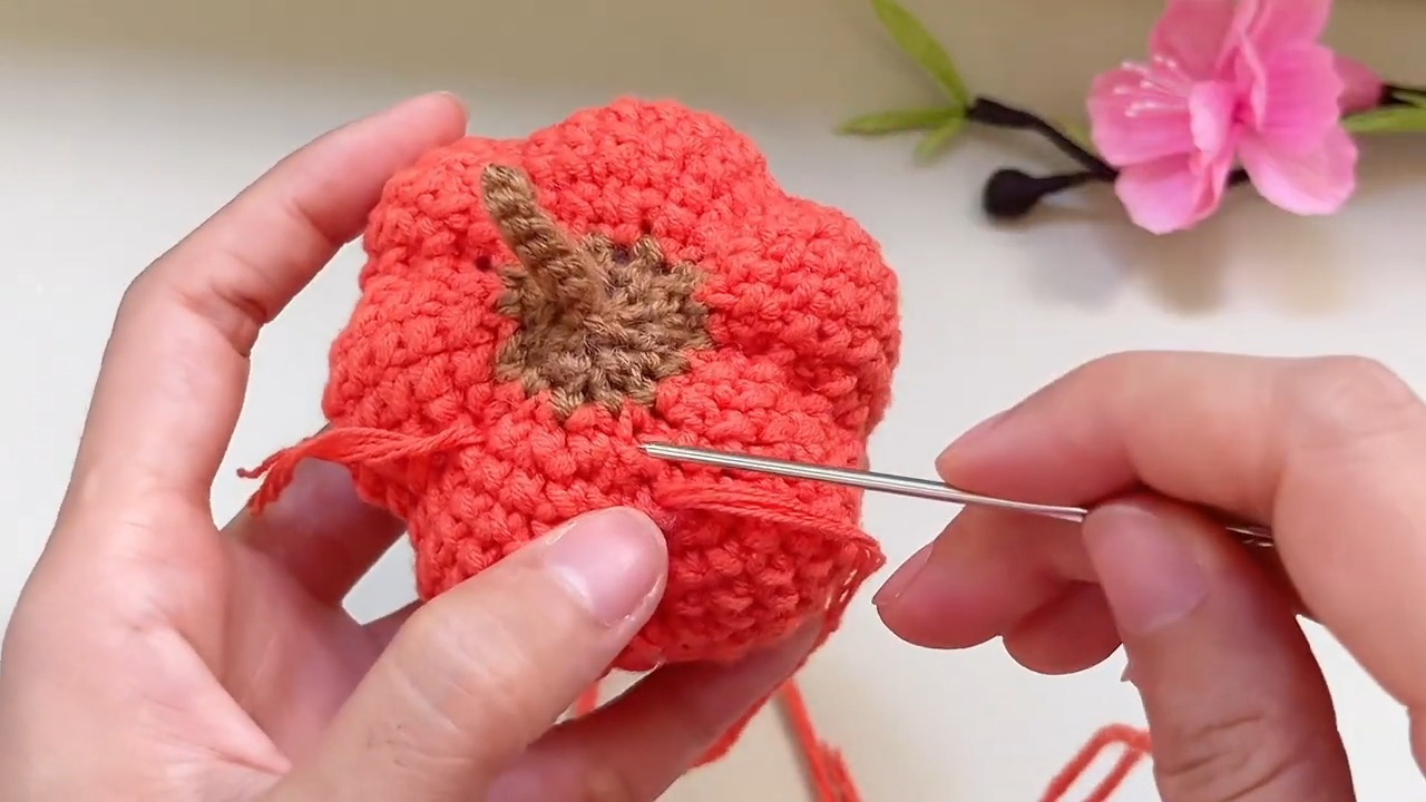 Crochet Halloween Pumpkin
