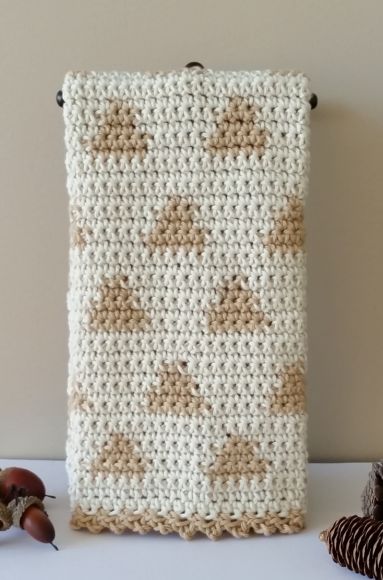 Create a Stylish Crochet Triangle Print Fingertip Towel for Your Home Decor