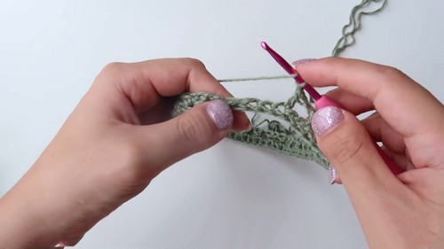 Crafting Your Own Beautiful Crochet Skirt: A Step-by-Step Guide for Unique Fashion