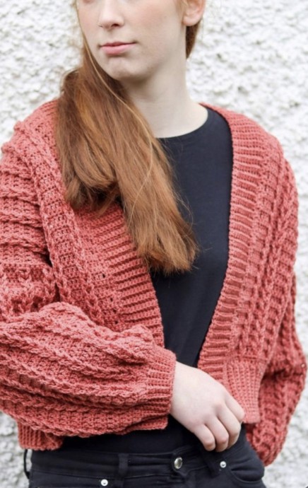Discover the Versatile Marta Cardigan: A Stylish Addition to Your Wardrobe Discover the Versatile Marta Cardigan: A Stylish Addition to Your Wardrobe