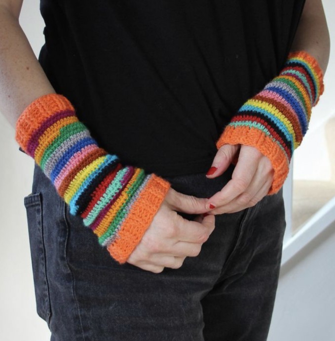 Discover the Trendy Crochet Self Striping Wrist Warmers for Cozy Fashion Discover the Trendy Crochet Self Striping Wrist Warmers for Cozy Fashion