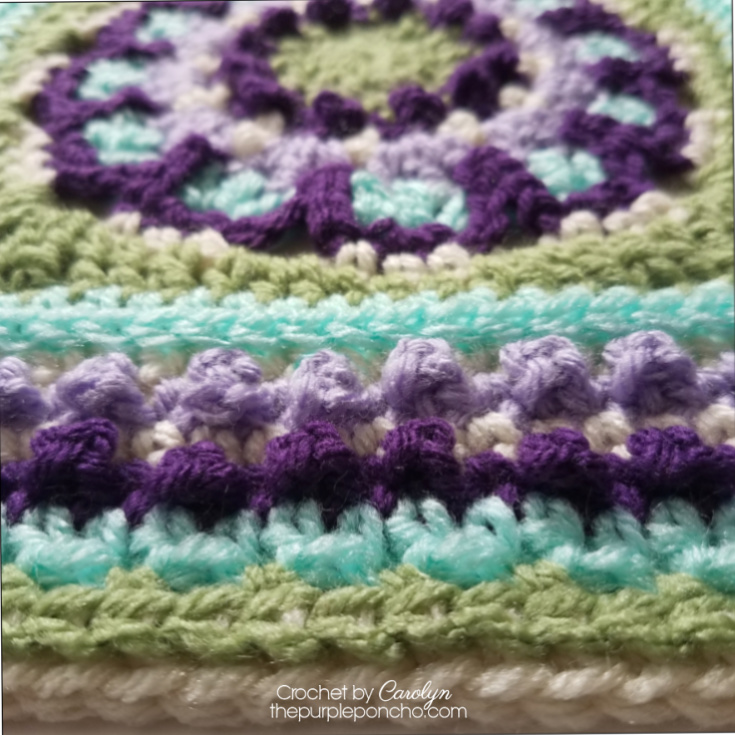 Create Your Own Beautiful Crochet Floral Berry Square with This Detailed Guide