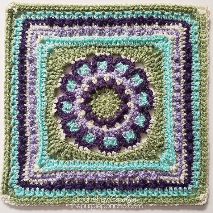 Crochet Floral Berry Square