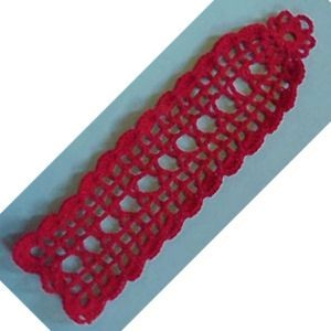 Create Your Own Elegant Crochet Lacet Trellis Bookmark with This Detailed Guide