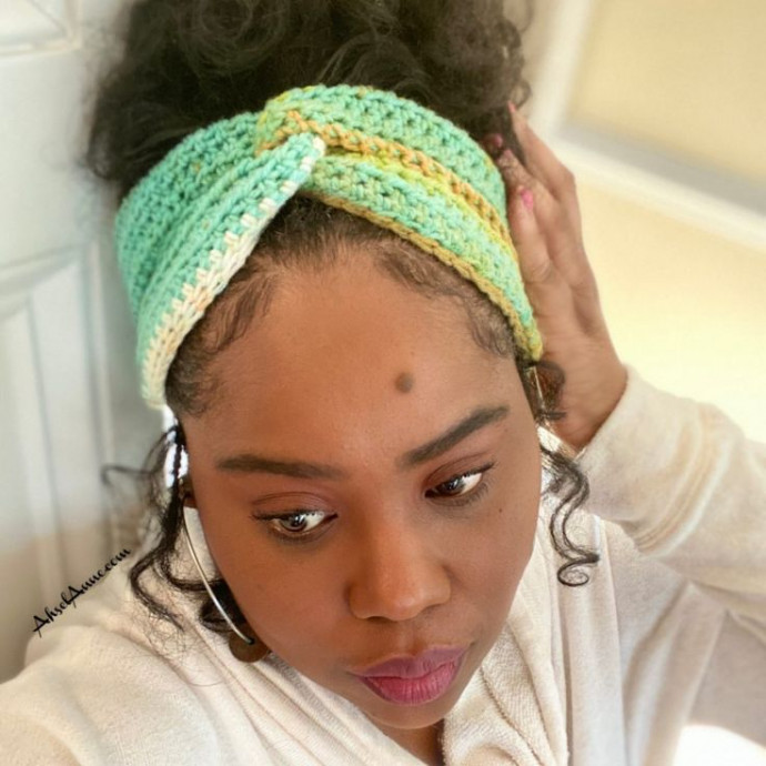 Crochet Twist and Turn Headband Turban