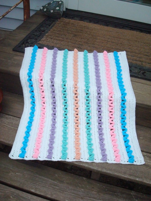 Crochet Wiggles Preemie Baby Blankie