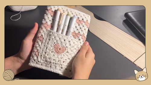 Transform Your Reading Experience: A Complete Guide to Crocheting a Unique Book Cover