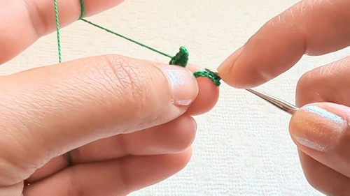 Create Adorable Crochet Earrings: A Step-by-Step Guide for Unique Accessories