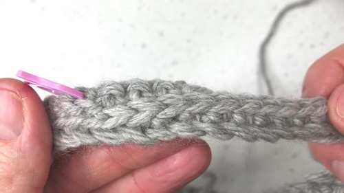 Create Your Own Cozy Crochet Bowen &amp; Ribbed Headband with Simple Instructions